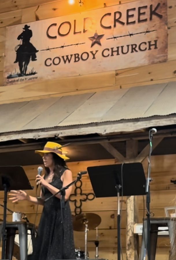 Speaking at Cold Creek Cowboy Church